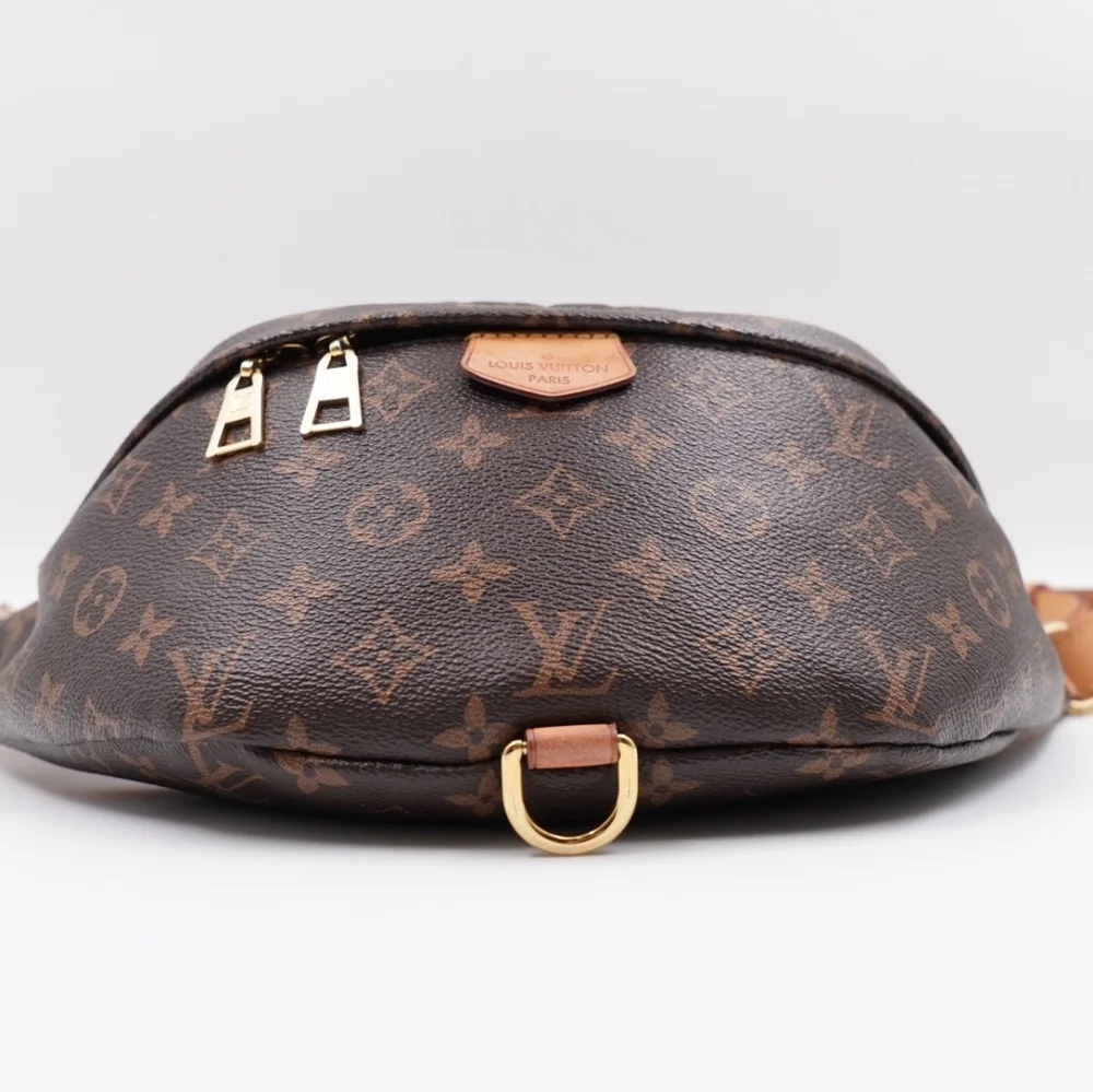 ❌️❌️SOLD❌️❌️CA60 💚 Louis Vuitton Monogram Canvas Bum Bag - Picture 12 of 14